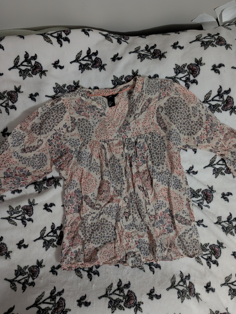 H&M Floral Peasant Blouse
